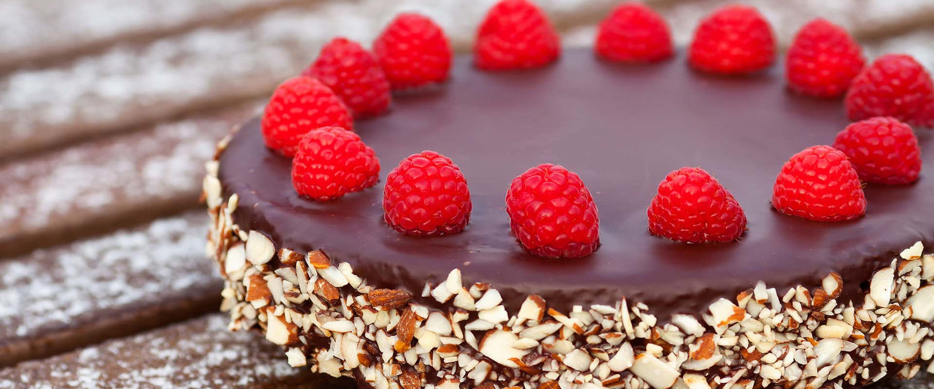 CAKES CAKES